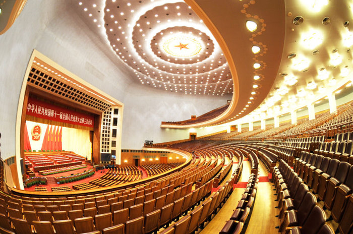 20年来,hdl为北京人民大会堂提供:    ● 万人礼堂环境照明控制系统